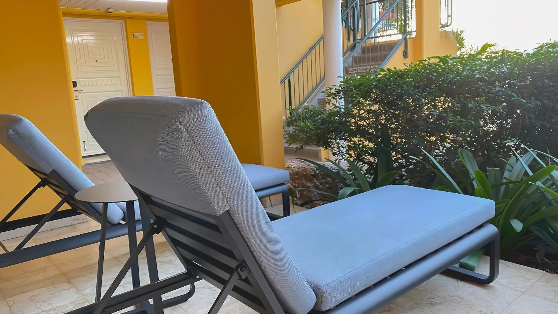 The Royal Sea Aquarium Resort Willemstad