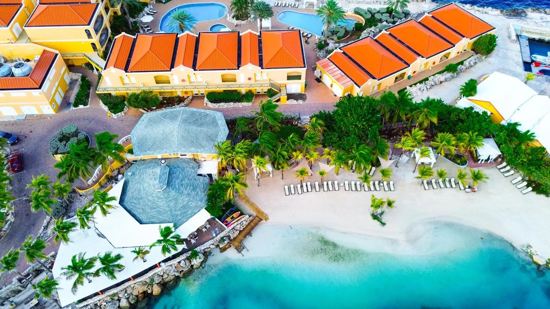 The Royal Sea Aquarium Resort Willemstad 5*,