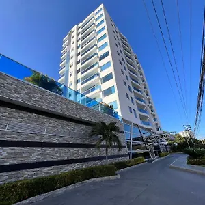 https://hermoso-apto-cerca-a-la-playa-edficio-tayrona-beach.santamartahotels.net