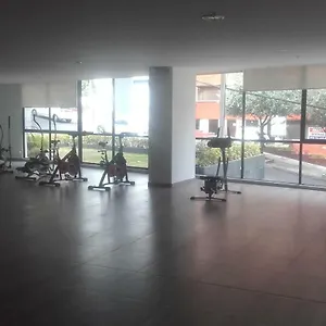 https://ejecutivo-vista-a-quito-cerca-a-la-carolina.hotelsquito.com